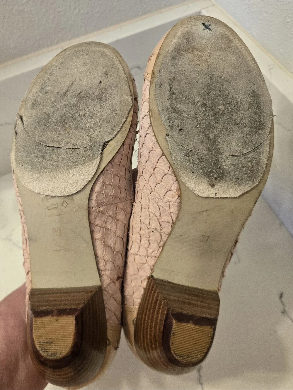 All Black Brand Beige Leather Fish Scale Mary Janes With Bows Size 39